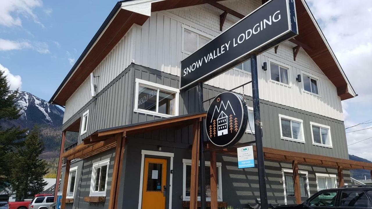 Tiny Homes By Snow Valley Lodging Fernie Zewnętrze zdjęcie